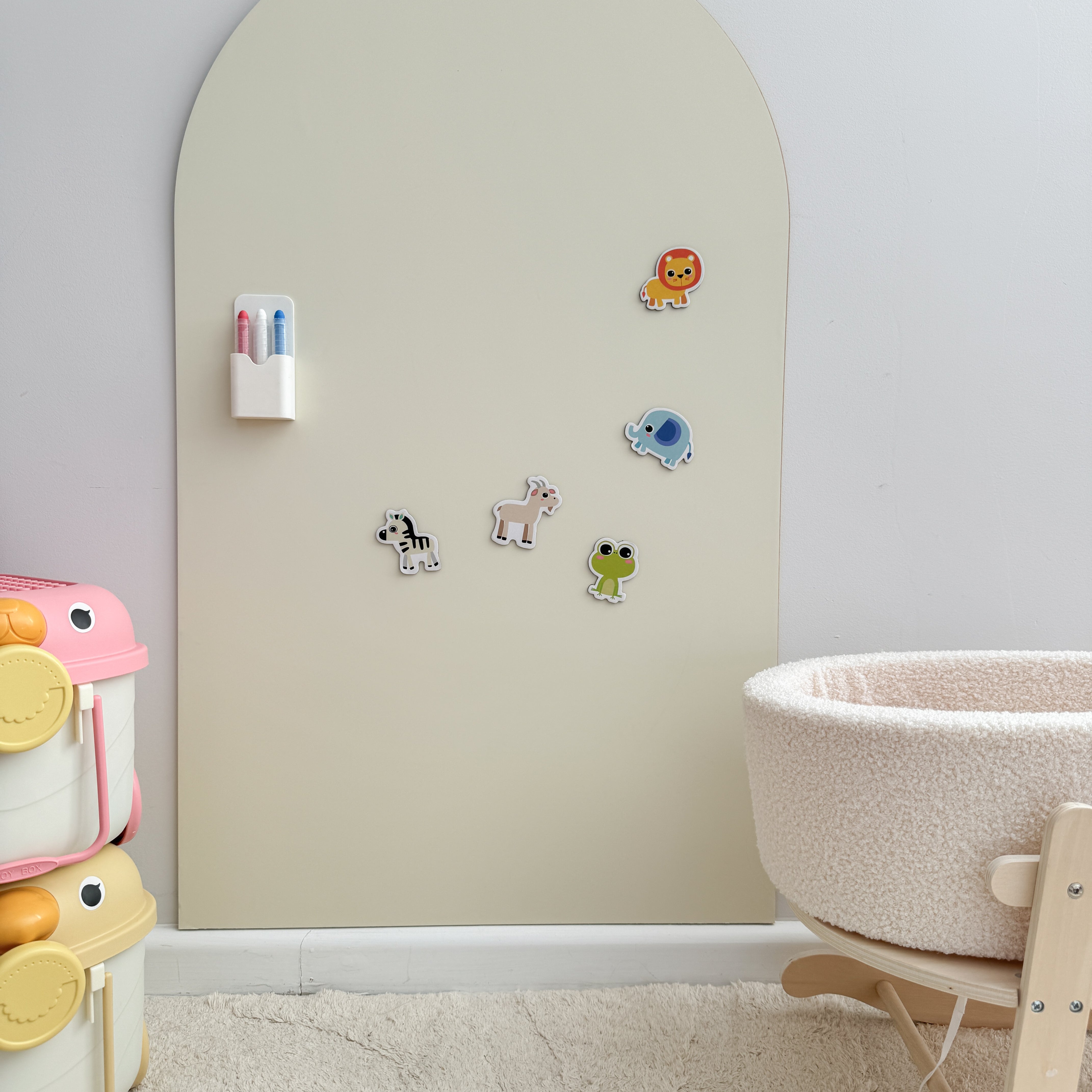 Magnetic Drawing Wall Decal