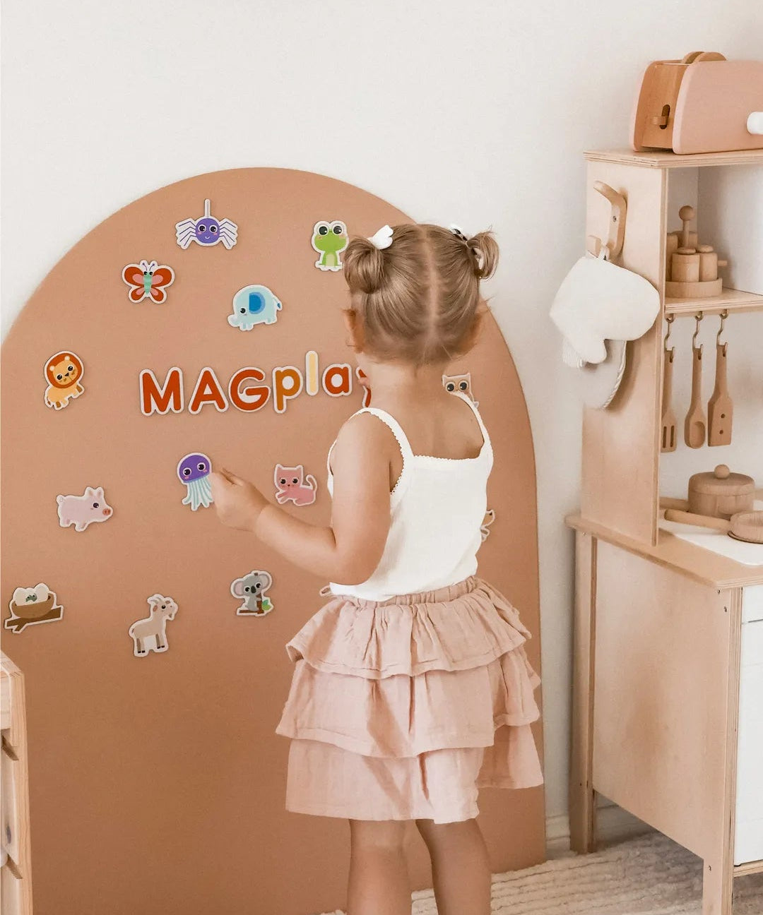 MagPlay magnetic wall decal with MagPlay Theatre for doors